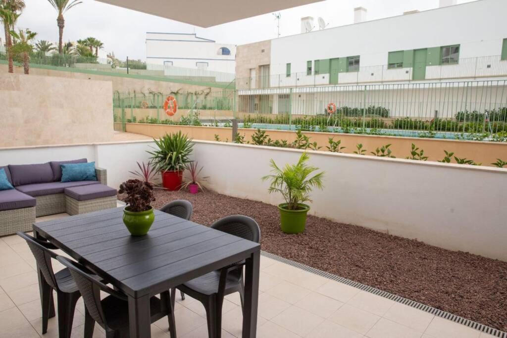 Apartment Rosa - Brand New 2 Bedroom Apartment In Cantal Homes, Ventanicas, מוחקאר מראה חיצוני תמונה